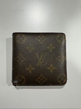Authentic Louis Vuitton Wallet